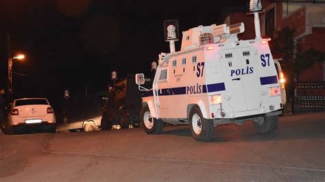 İ­s­t­a­n­b­u­l­ ­m­e­r­k­e­z­l­i­ ­D­H­K­P­/­C­ ­o­p­e­r­a­s­y­o­n­u­:­ ­1­2­ ­g­ö­z­a­l­t­ı­